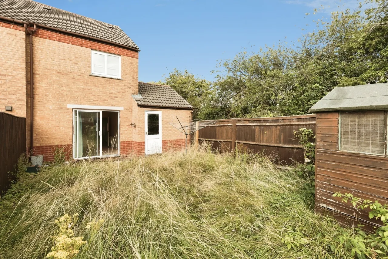 Vensfield Road, Quedgeley, Gloucester, Gloucestershire, GL2, photo 6