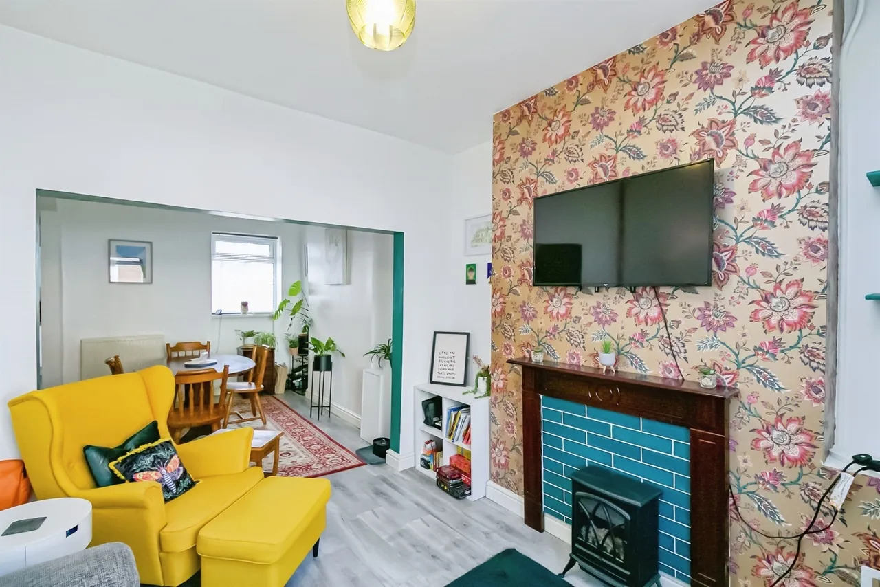 Daniel Street, Barry, CF63, photo 4