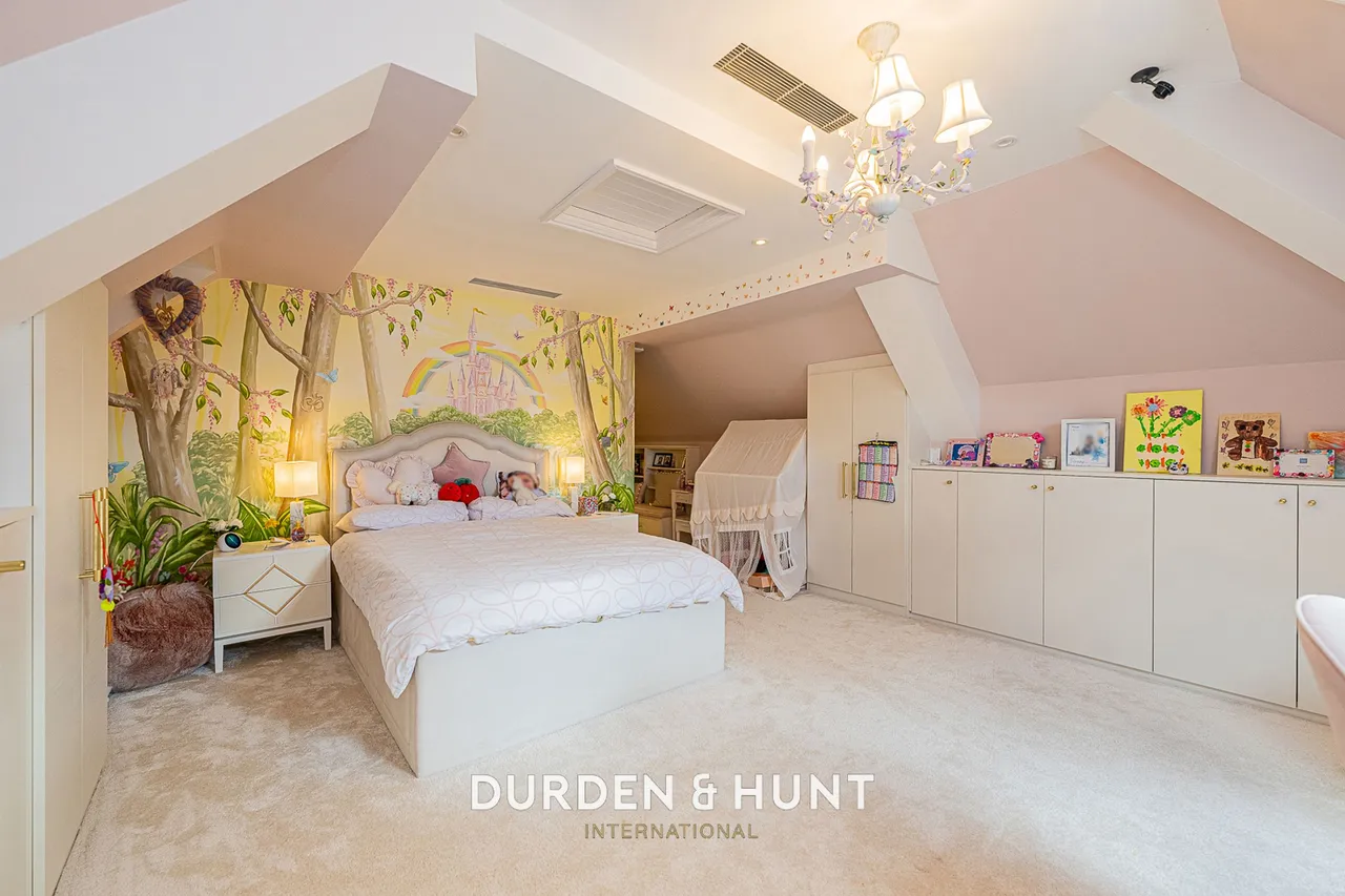 Millers Lane, Chigwell, IG7, photo 36