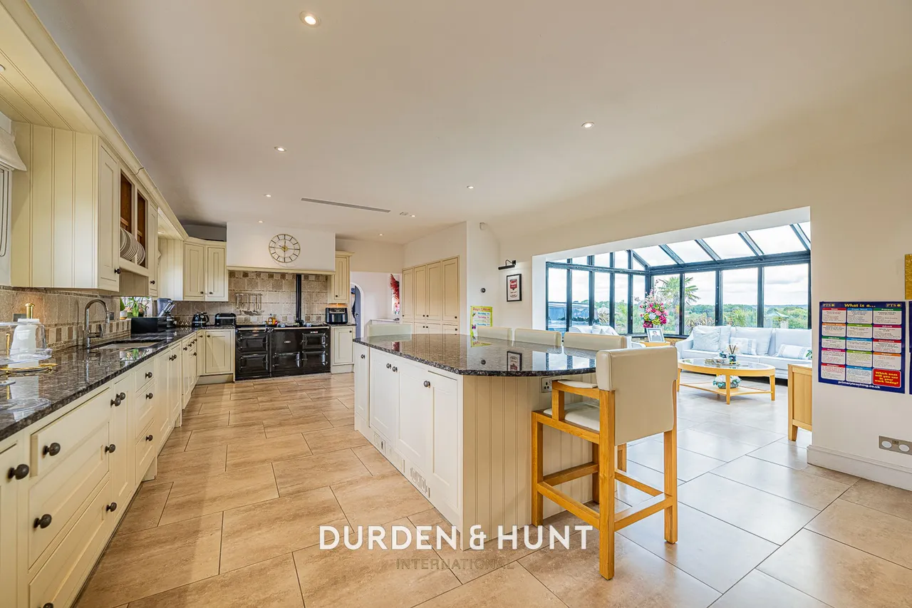 Millers Lane, Chigwell, IG7, photo 7