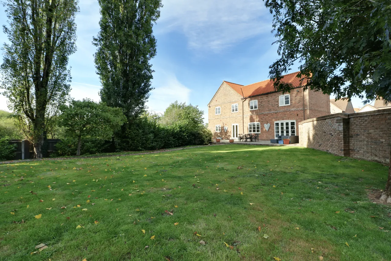 Russet Lane, Wrawby, DN20, photo 39