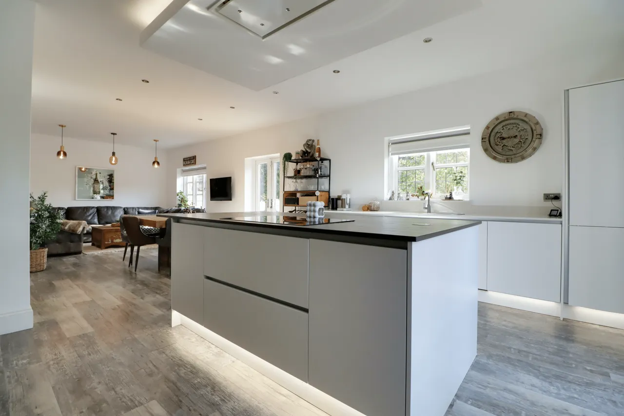 Russet Lane, Wrawby, DN20, photo 15