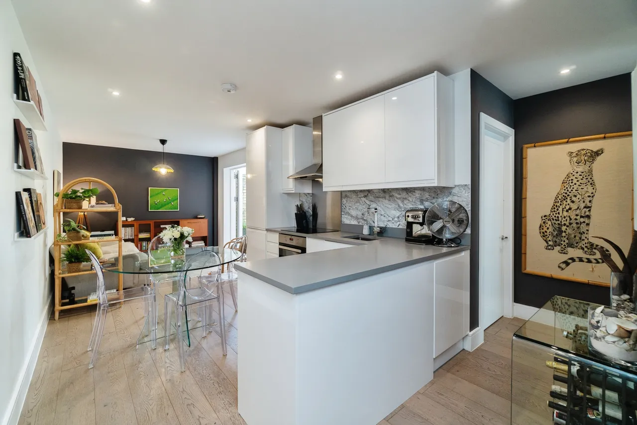 Longmans Mews, Raynes Park, SW20, photo 3