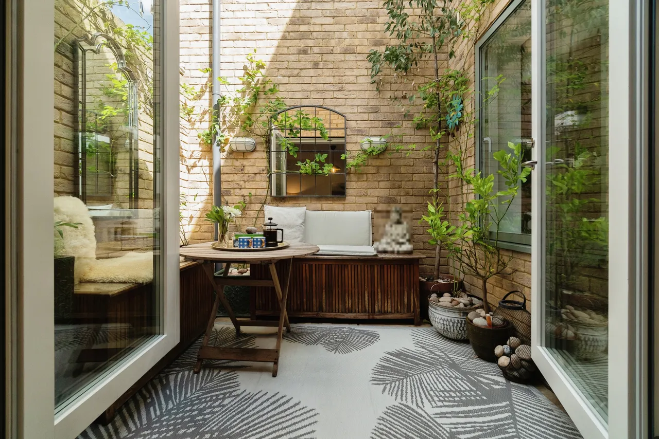Longmans Mews, Raynes Park, SW20, photo 7