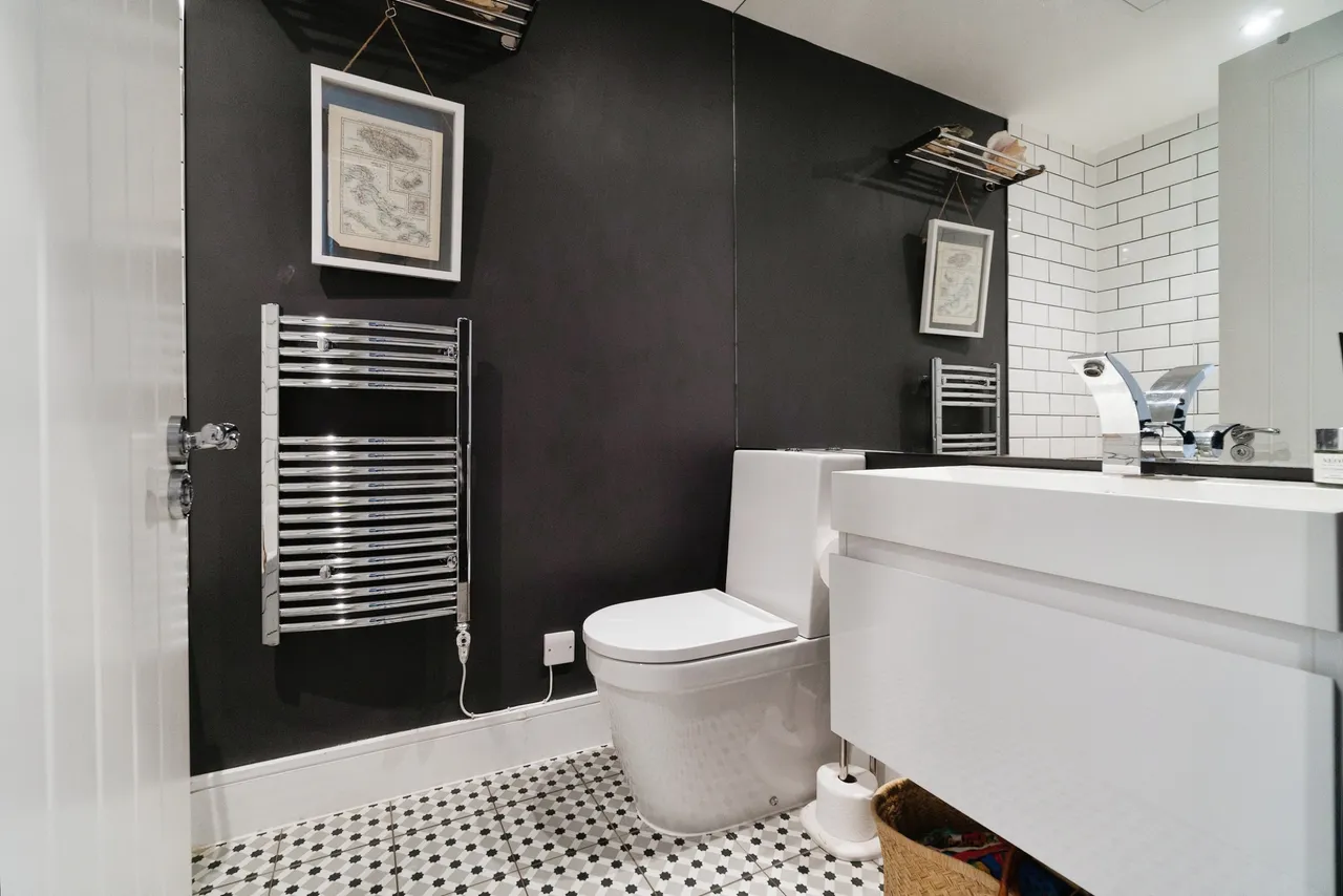 Longmans Mews, Raynes Park, SW20, photo 14