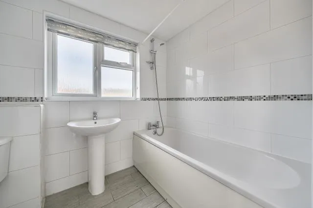 Gordon Road, Newbury, RG14, photo 12
