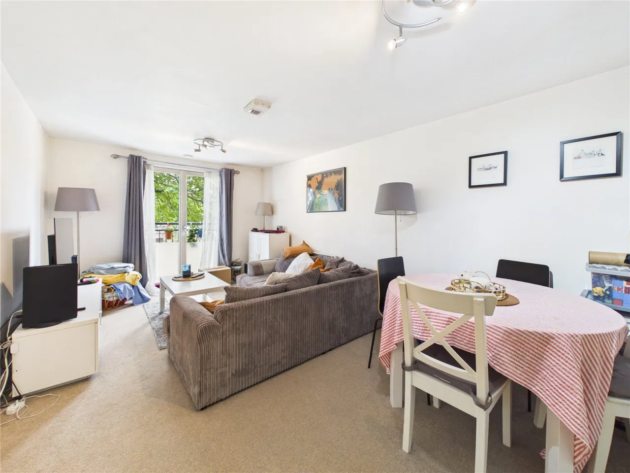 Squires Court, Bristol, BS3, photo 4