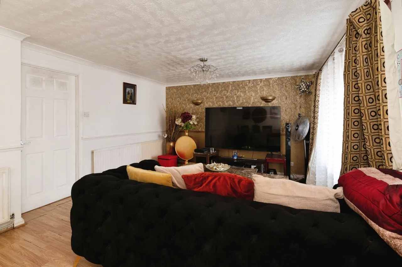 Rochester Way, BASILDON, Essex, SS14, photo 12