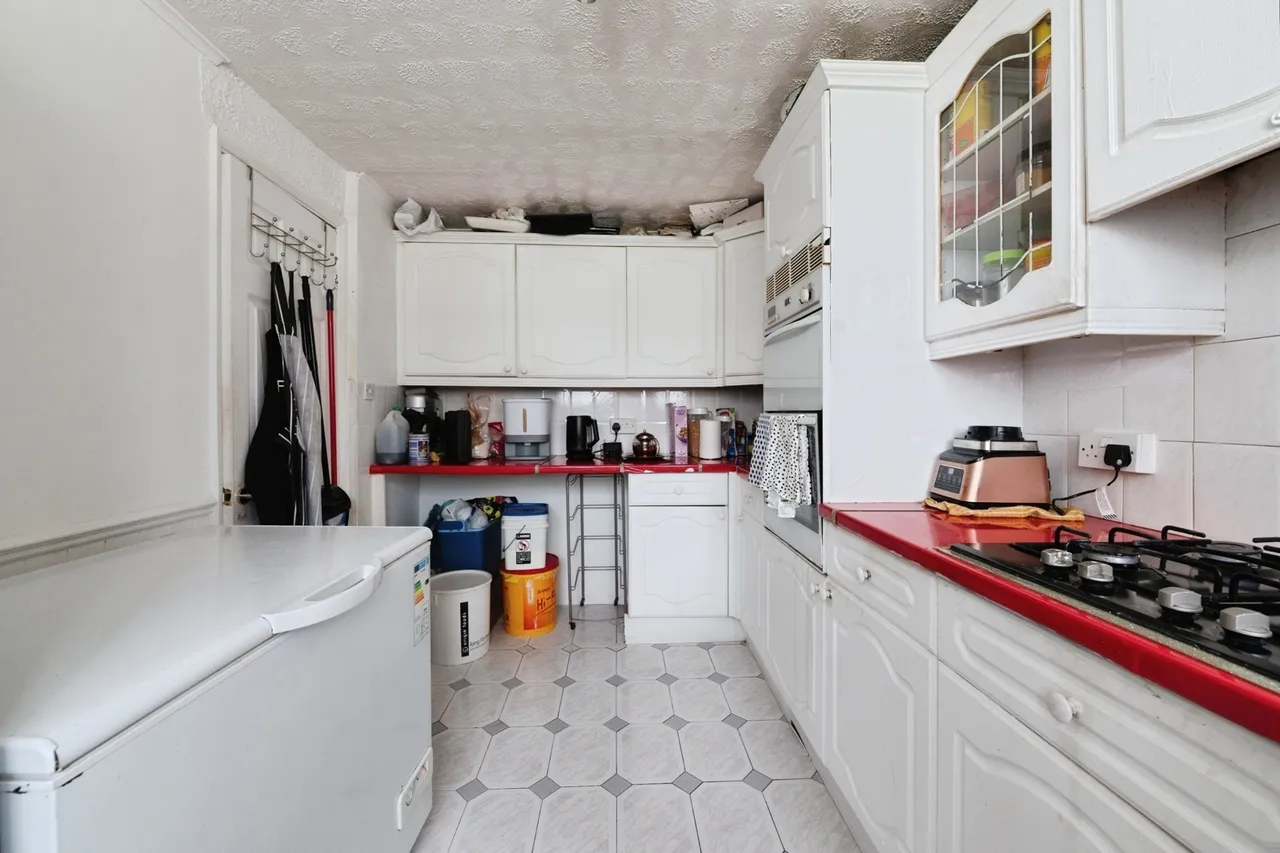 Rochester Way, BASILDON, Essex, SS14, photo 11