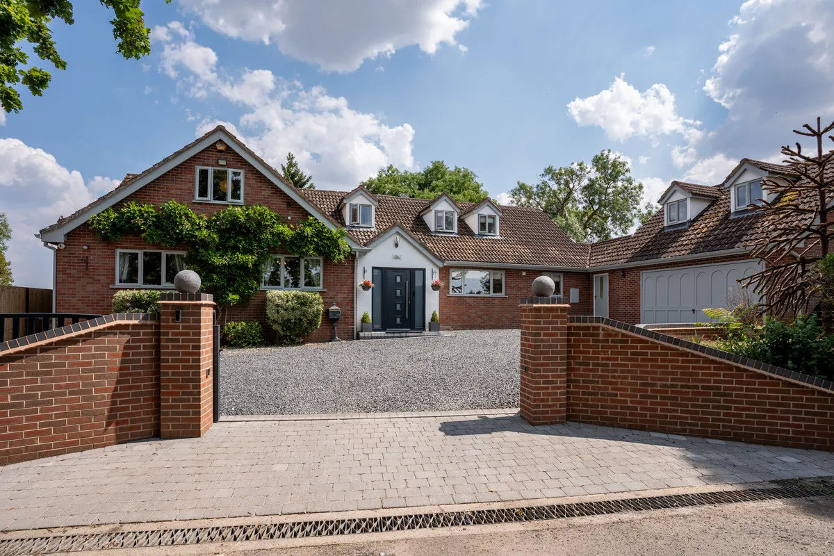 Saleway, Droitwich, WR9, photo 23