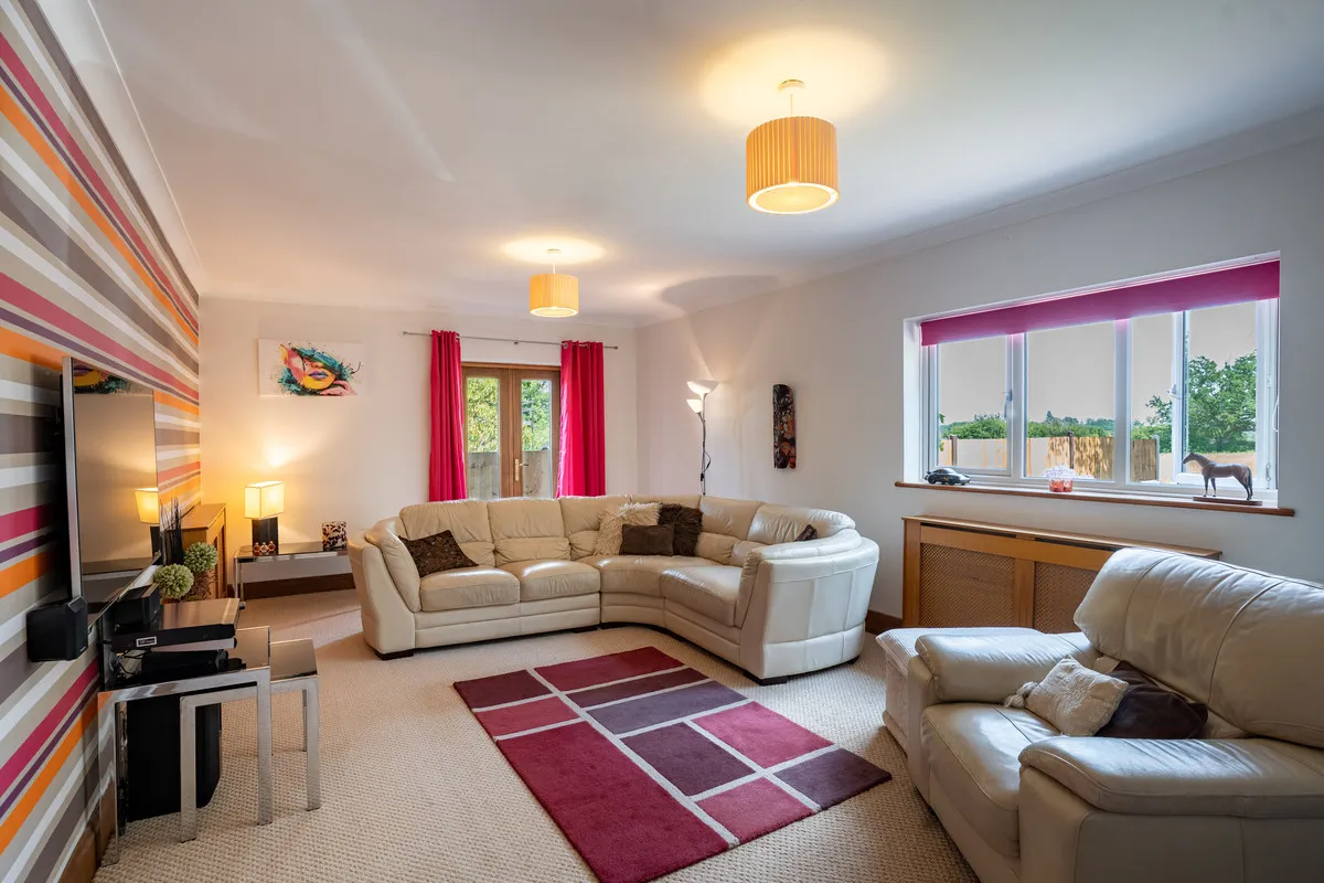 Saleway, Droitwich, WR9, photo 10