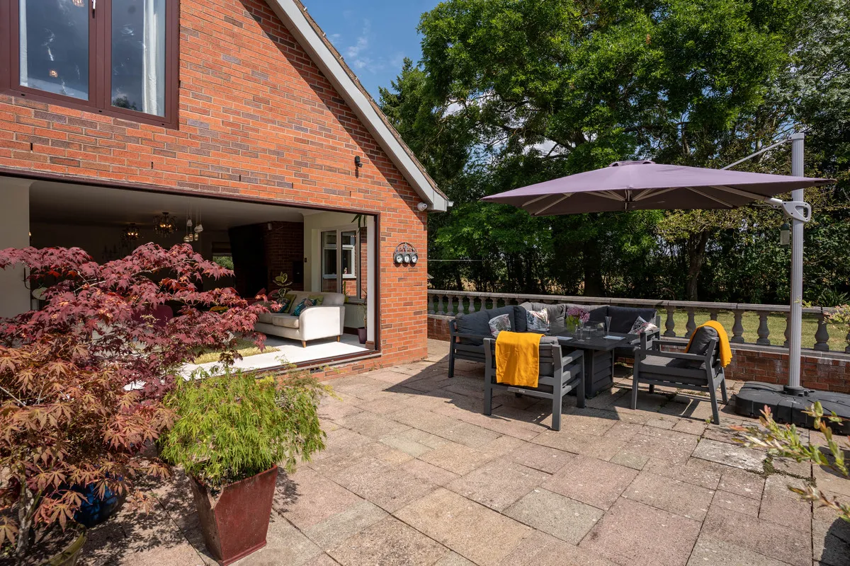 Saleway, Droitwich, WR9, photo 21