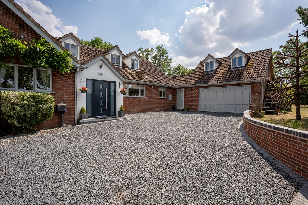 Saleway, Droitwich, WR9, photo 22