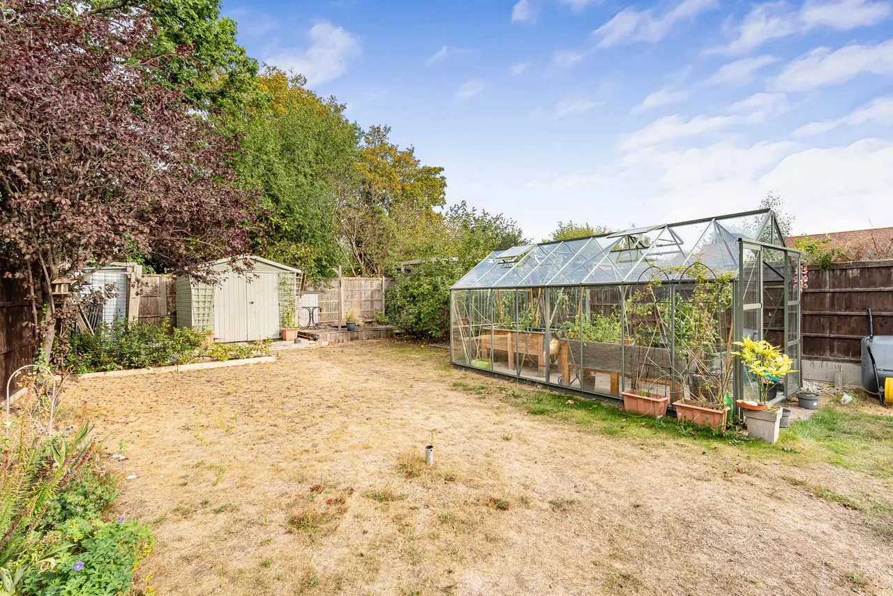 Ewins Close, Ash, GU12, photo 23