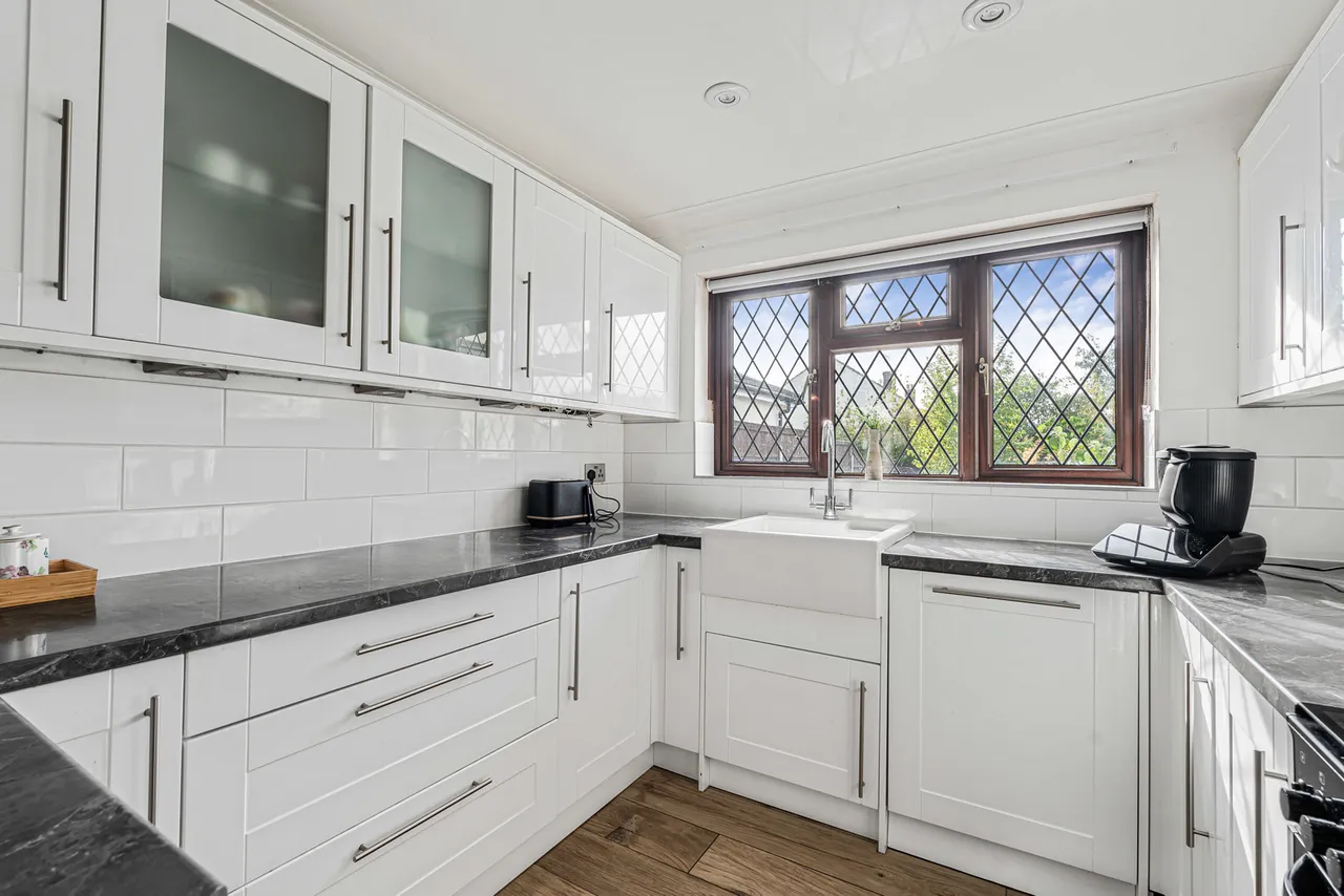 Ewins Close, Ash, GU12, photo 11