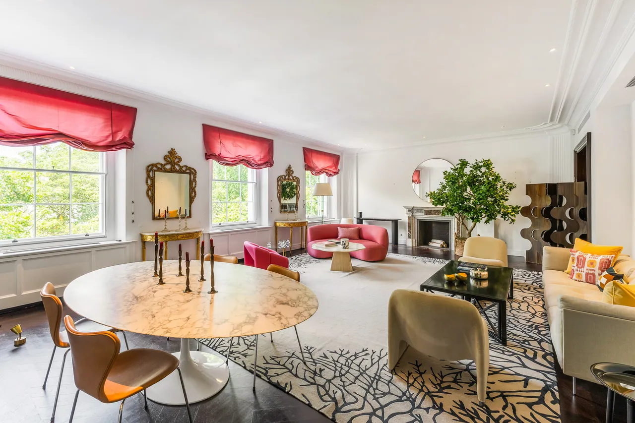 Chesham House, Chesham Place, Belgravia, London, photo 3