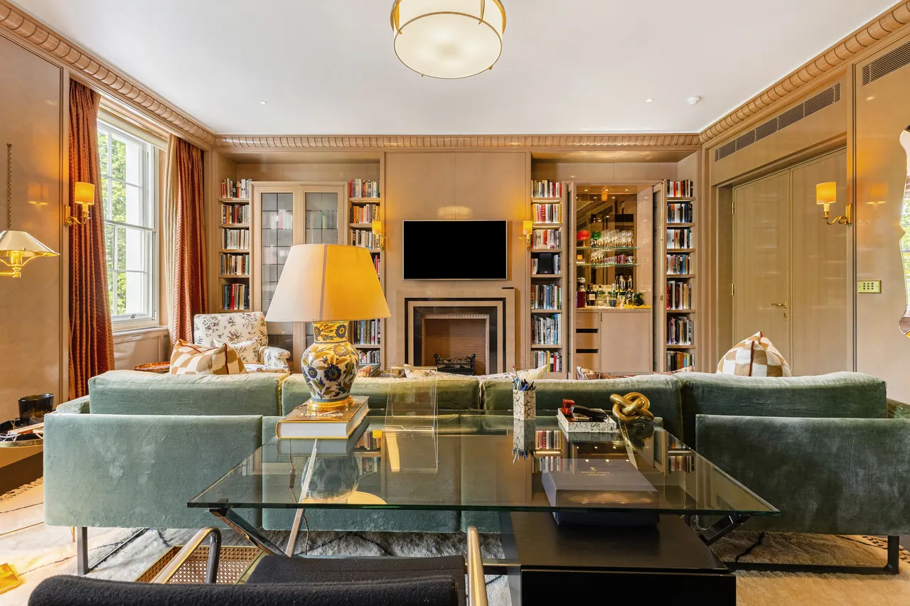 Chesham House, Chesham Place, Belgravia, London, photo 4