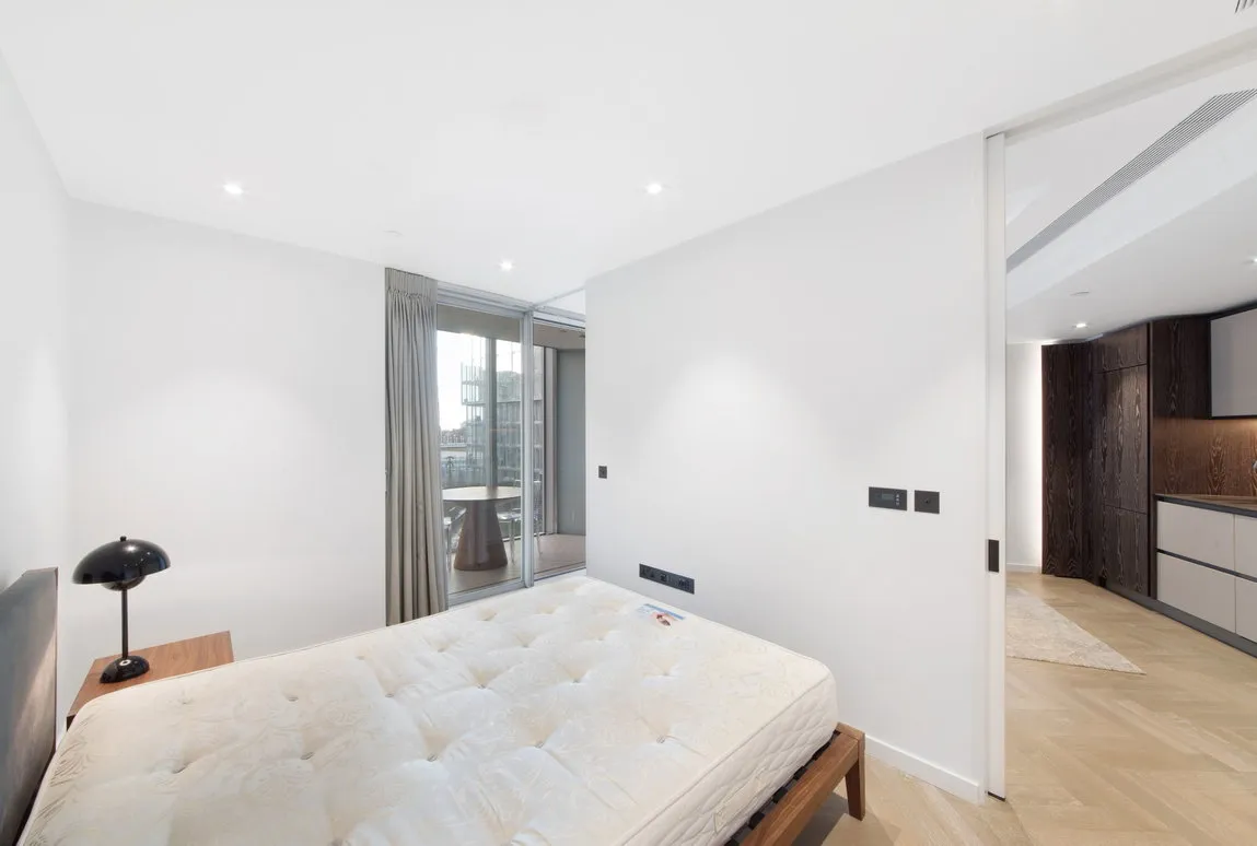 Circus Road West, London, SW11, photo 9