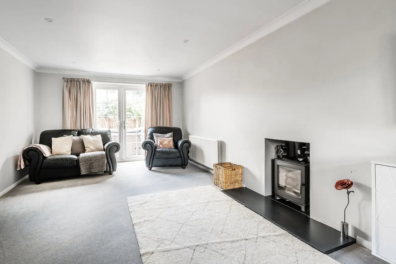 Gales Close, Merrow, GU4, photo 15