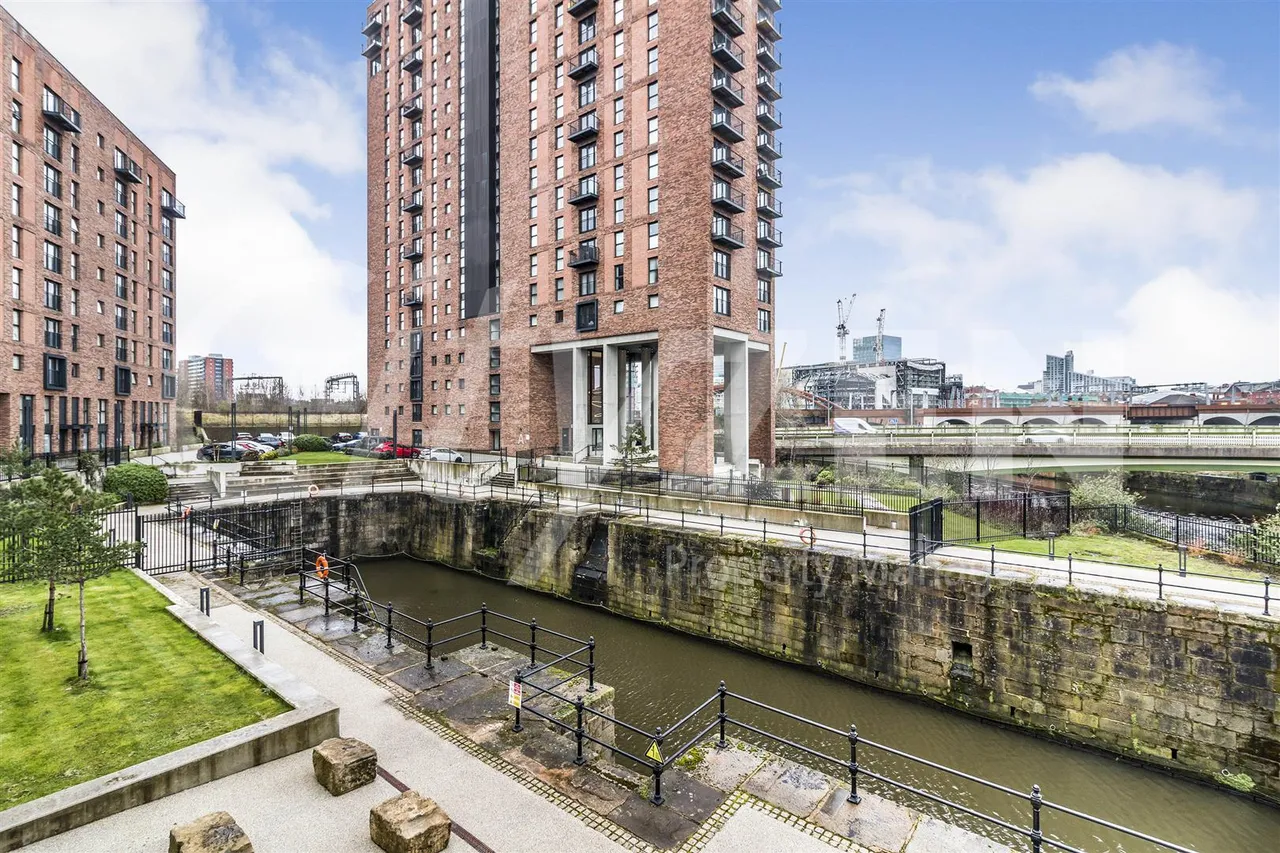 1 bed flat for sale, Ordsall Lane, Salford, M5