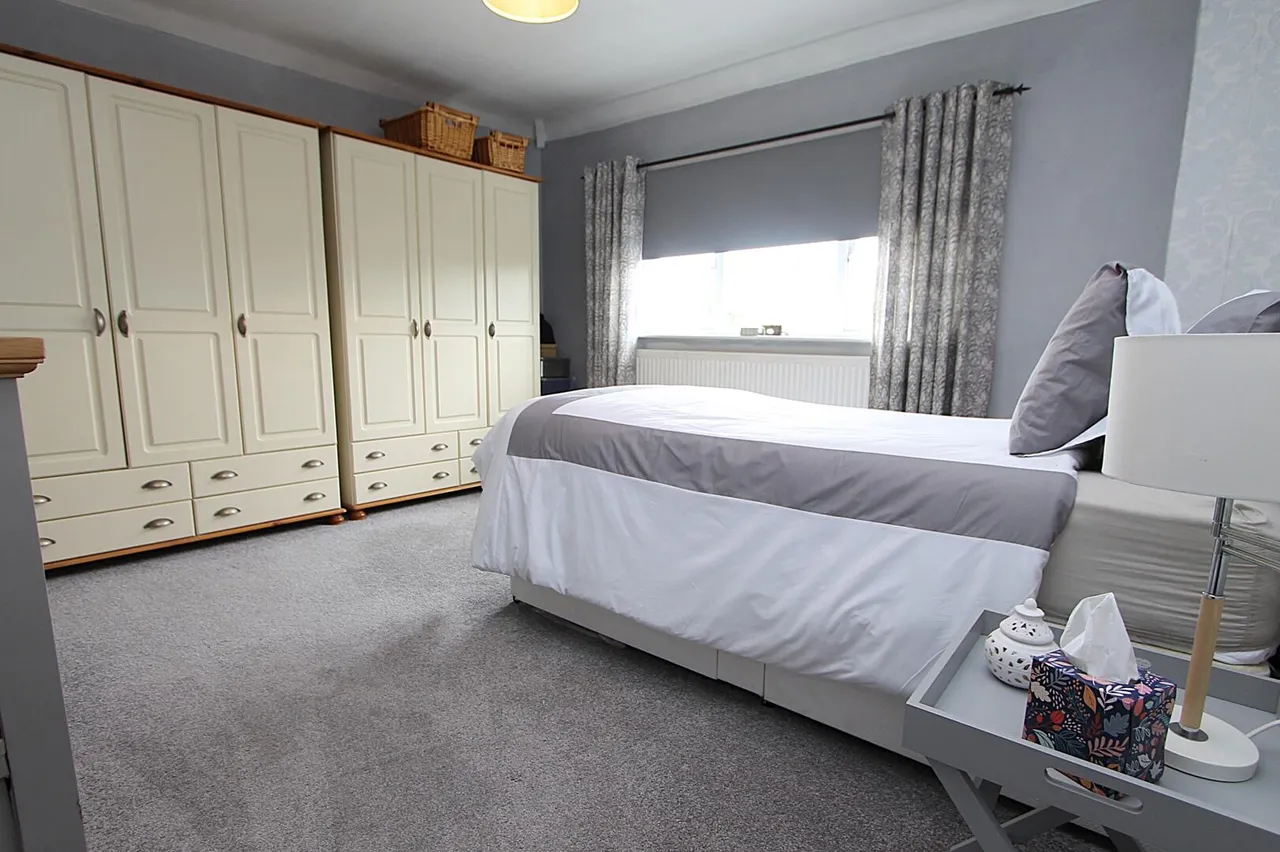 Brinton Crescent, Kidderminster, photo 12