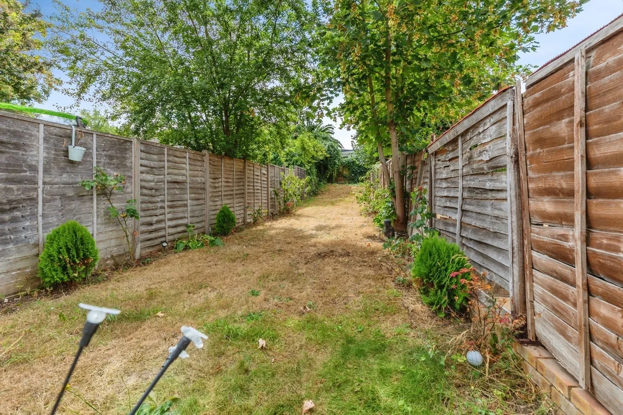Burnt Oak Terrace, Gillingham, ME7, photo 15