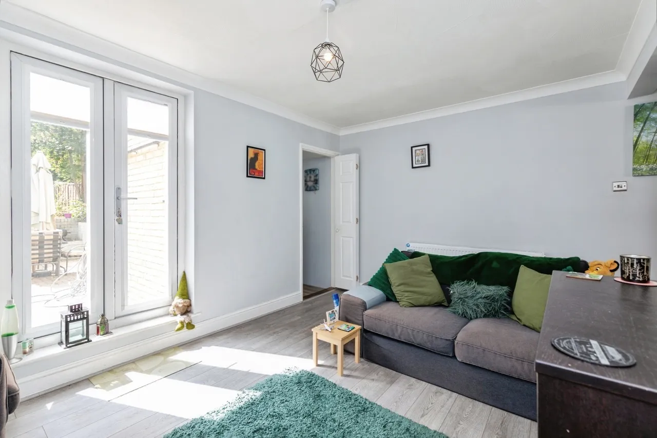 Burnt Oak Terrace, Gillingham, ME7, photo 2