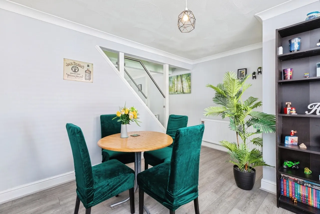 Burnt Oak Terrace, Gillingham, ME7, photo 5