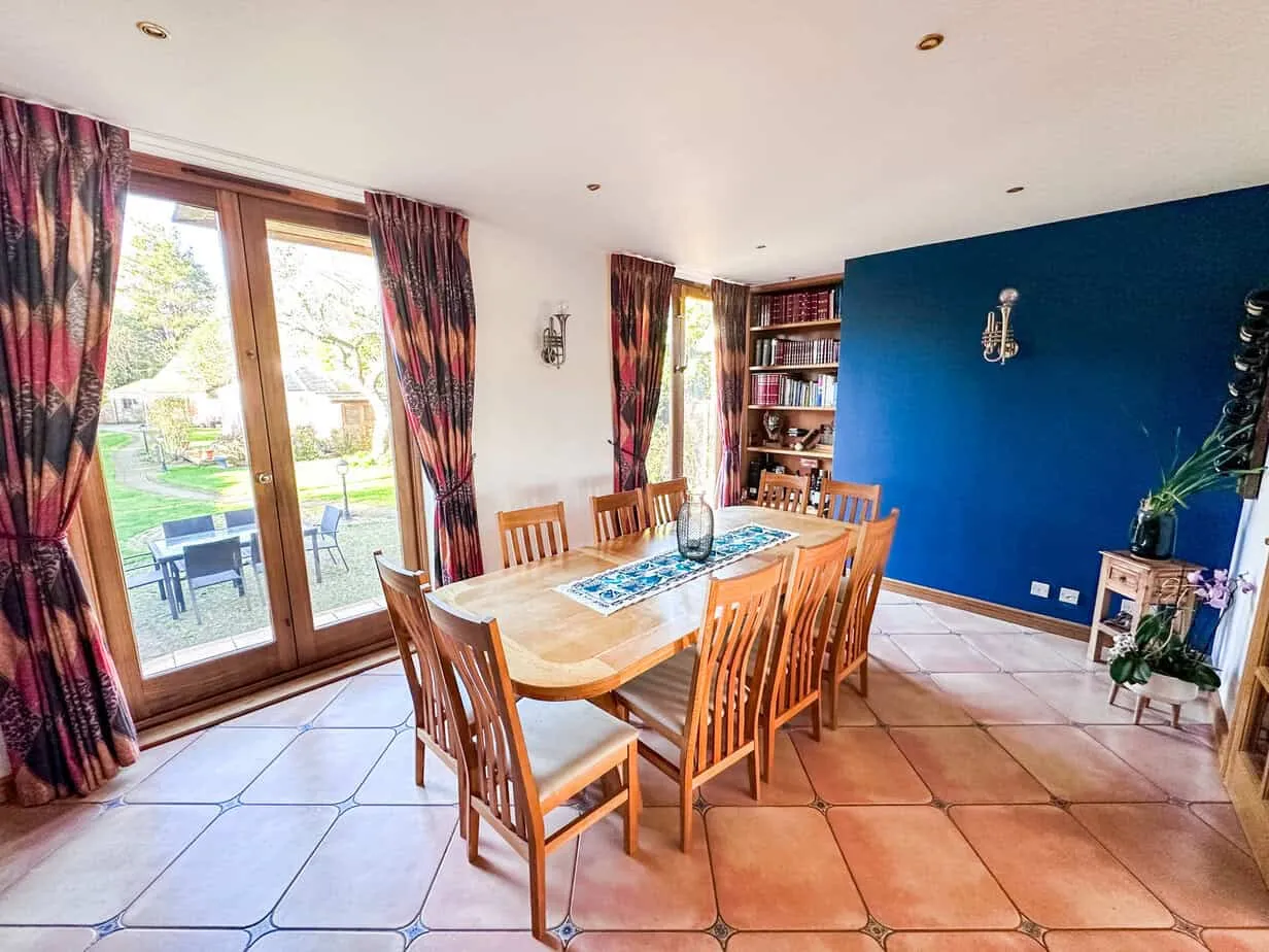 Riverside, Staines upon Thames, TW18, photo 12