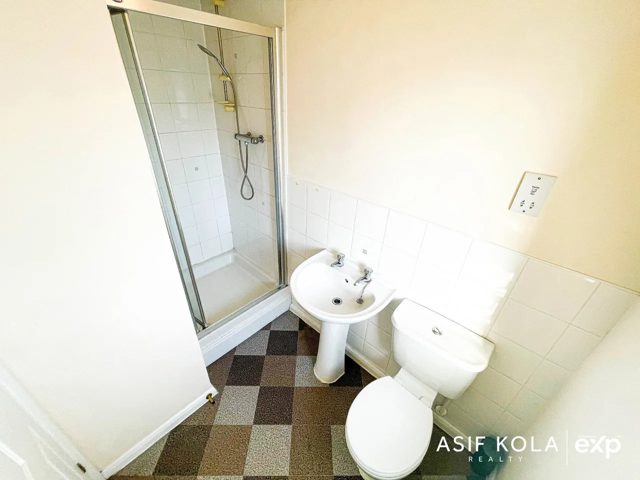 Asif Kola has sold Damson Grove, Alvaston, Derby, DE24 8YL, photo 8