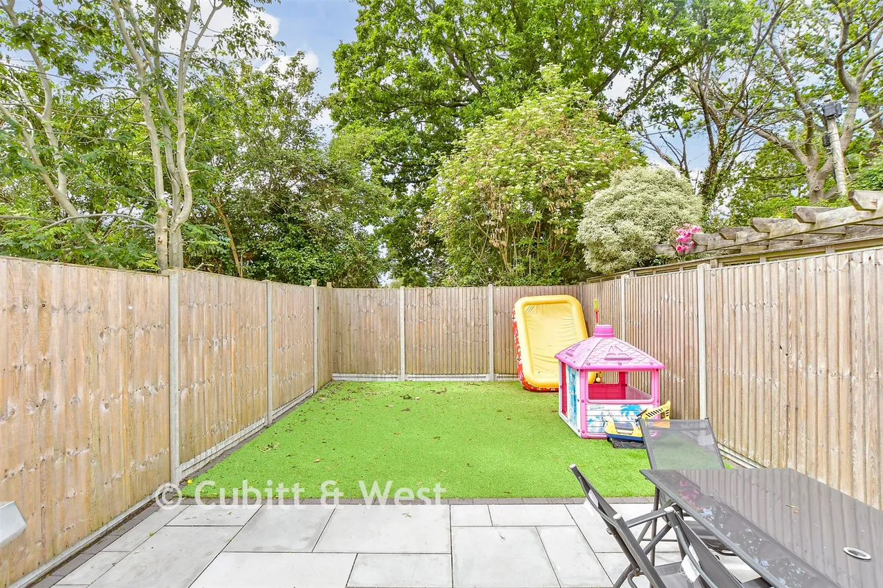 Goldcrest Close, Horndean, PO8, photo 10