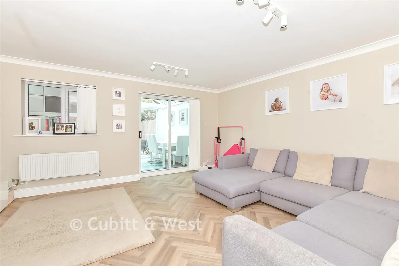 Goldcrest Close, Horndean, PO8, photo 4