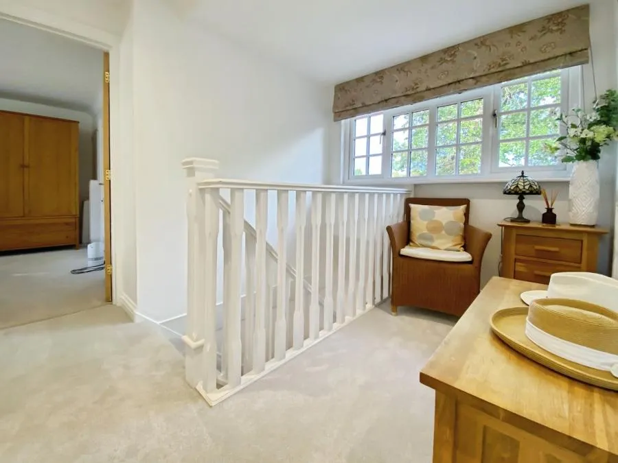Finchampstead Road, Finchampstead, RG40, photo 21