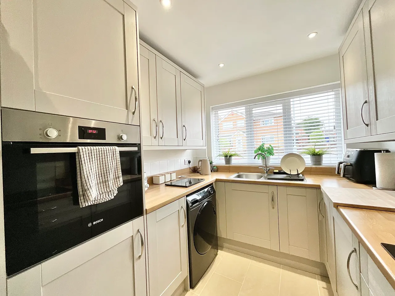 Gawsworth Close, Stoke-On-Trent, ST3, photo 9