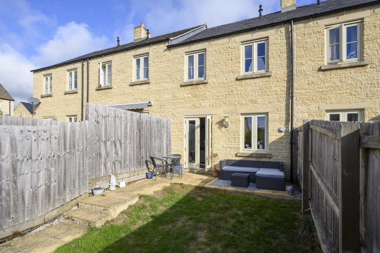 Brays Avenue, Tetbury, GL8, photo 10