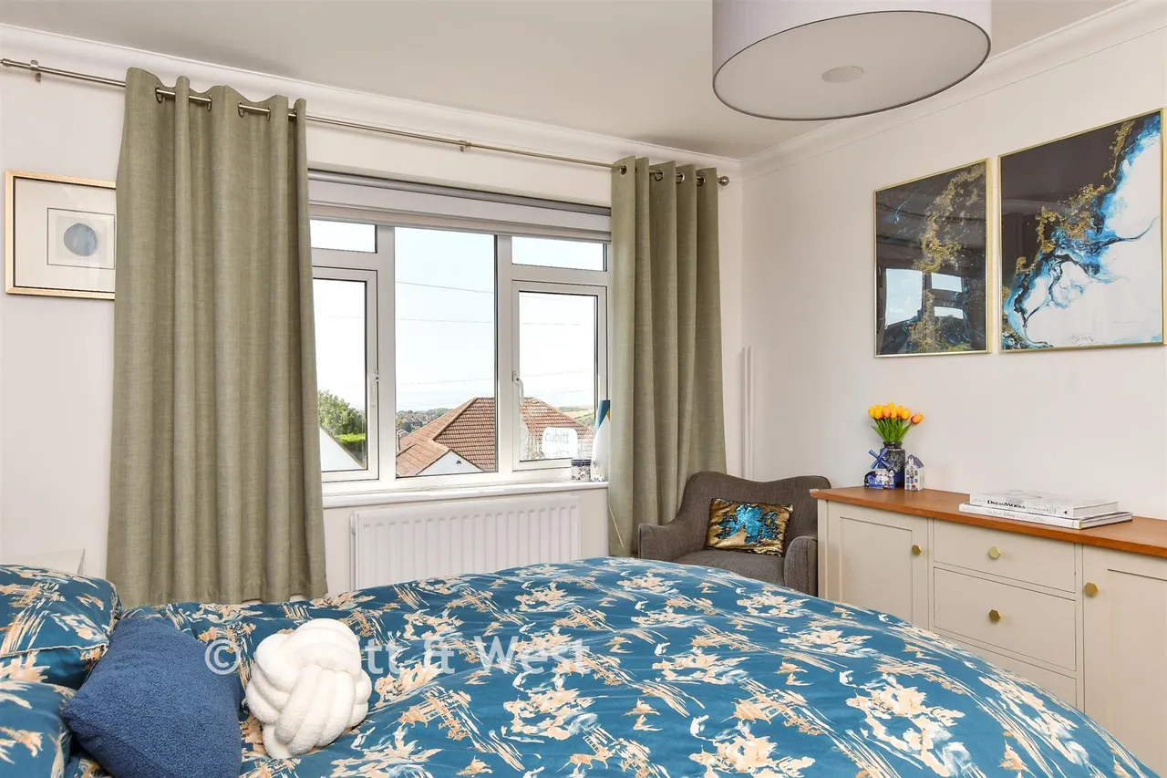 Balsdean Road, Woodingdean, BN2, photo 12