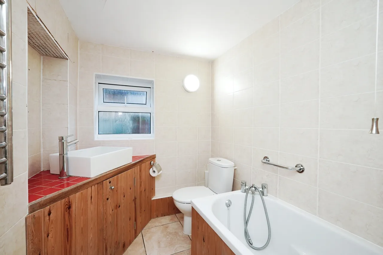 Deal Road, Swingate, Dover, Kent, CT15, photo 13