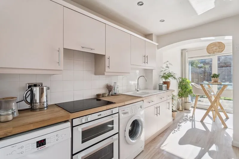 Spring Gardens, Marlow SL7 3HS, photo 5