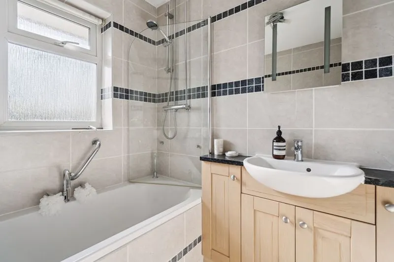 Spring Gardens, Marlow SL7 3HS, photo 11