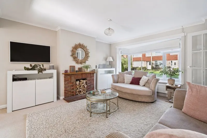 Spring Gardens, Marlow SL7 3HS, photo 2