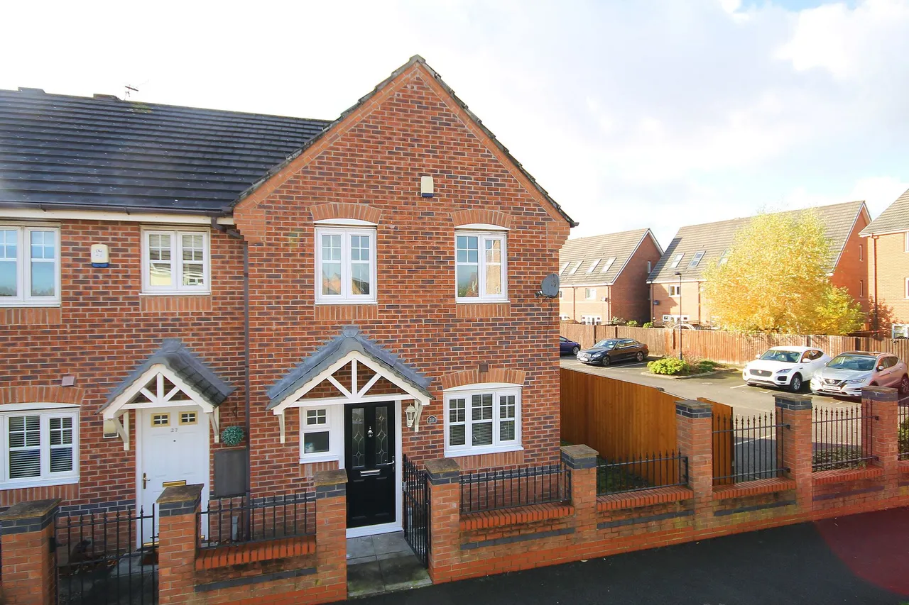 3 bed house for sale, Sunflower Drive, Warrington, WA5