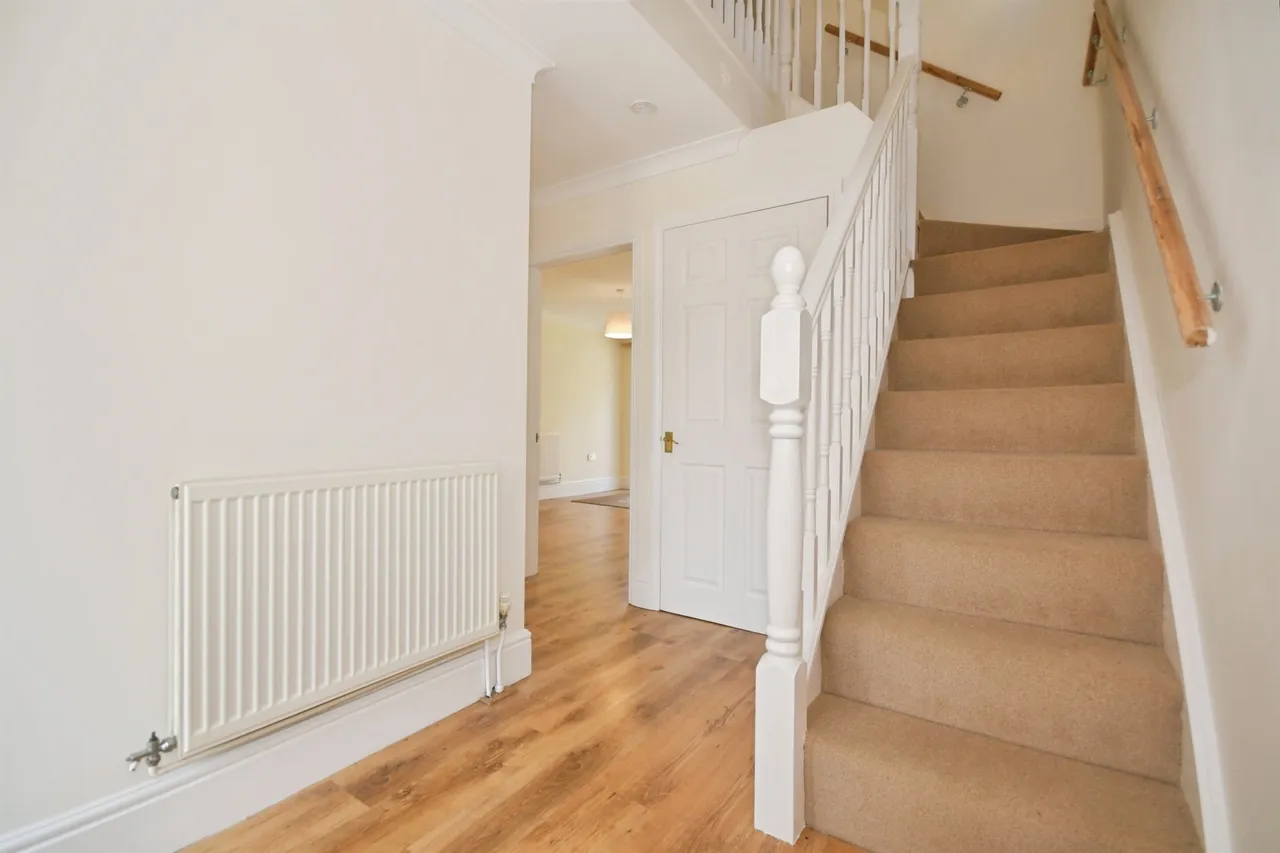 Crowstones Road, Darley Dale, DE4, photo 3