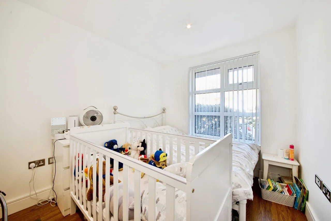 London Road, Romford, RM7, photo 8