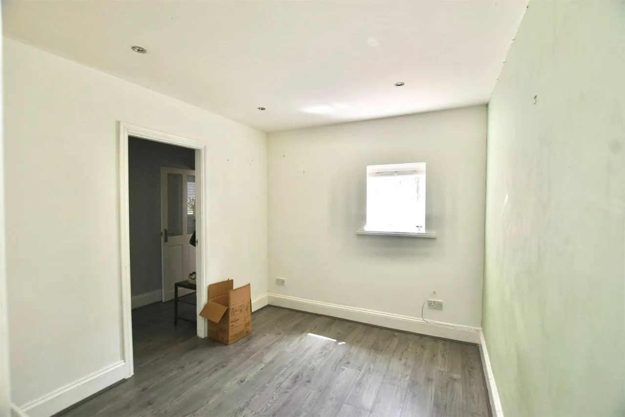 Henry Whalley Street, Blackburn, BB2, photo 8