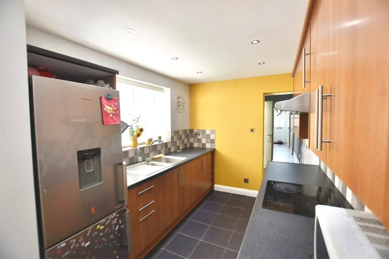 Henry Whalley Street, Blackburn, BB2, photo 10