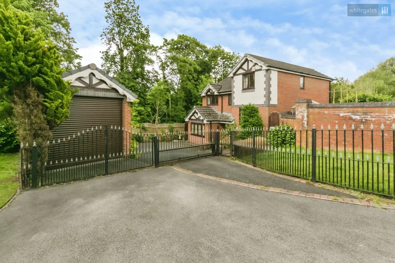 4 bed house for sale, Lyncroft Close, Crewe, CW1