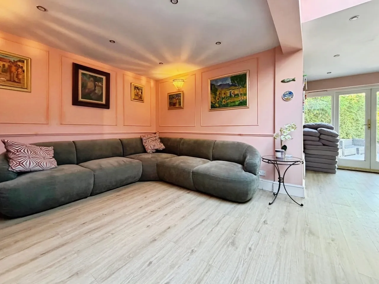Gordon Avenue, Camberley, Surrey, GU15 2NT, photo 4