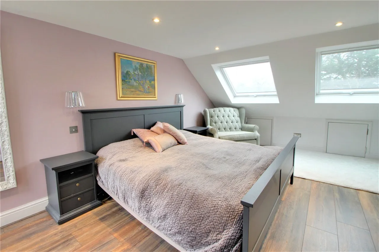 Gordon Avenue, Camberley, Surrey, GU15 2NT, photo 10