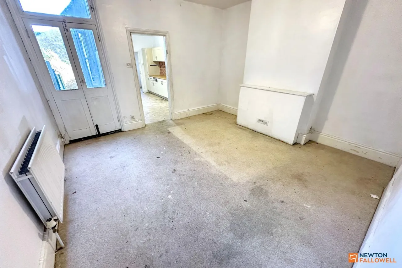 Mountsteven Avenue, Walton, PE4, photo 3
