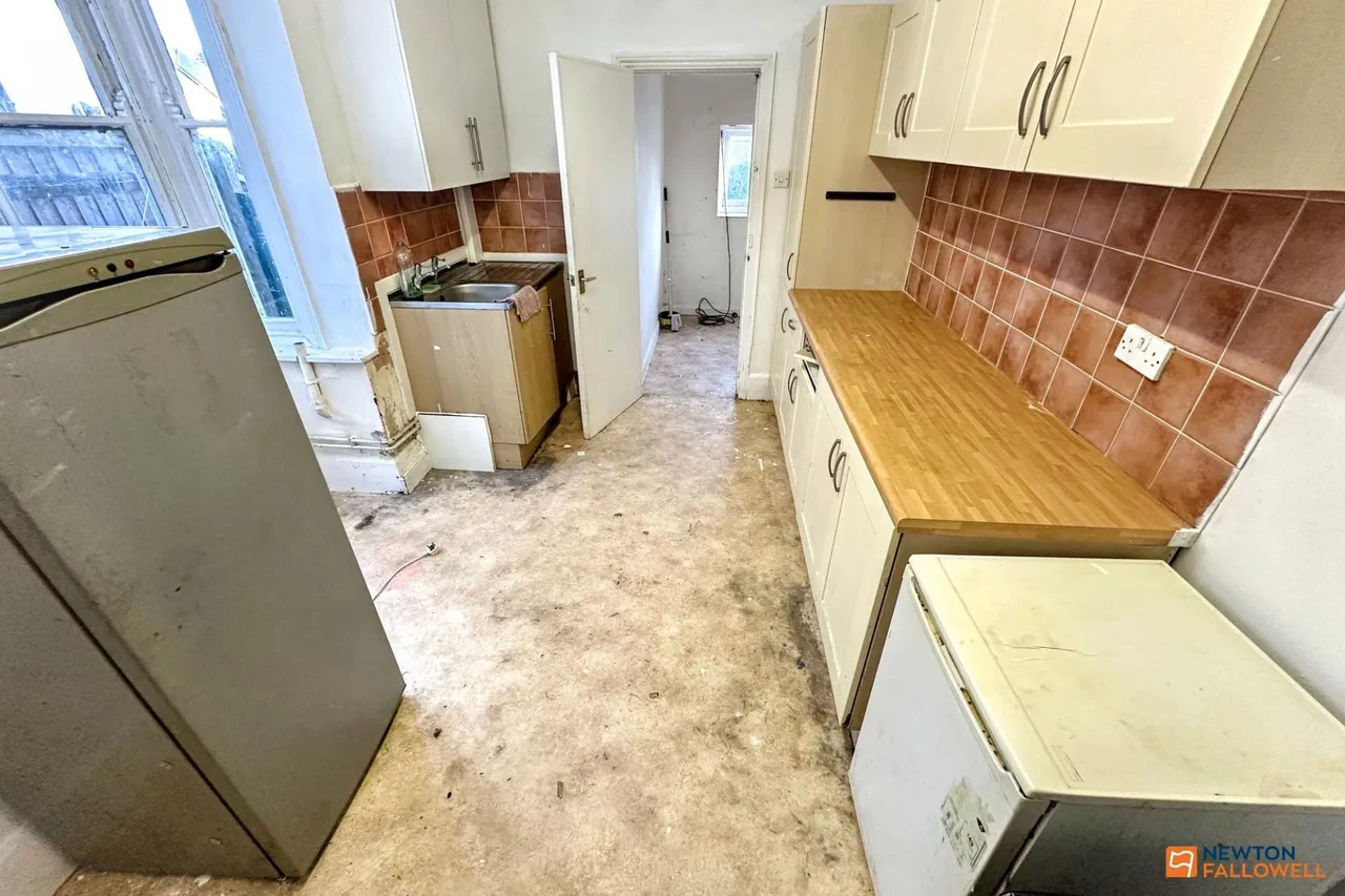 Mountsteven Avenue, Walton, PE4, photo 4